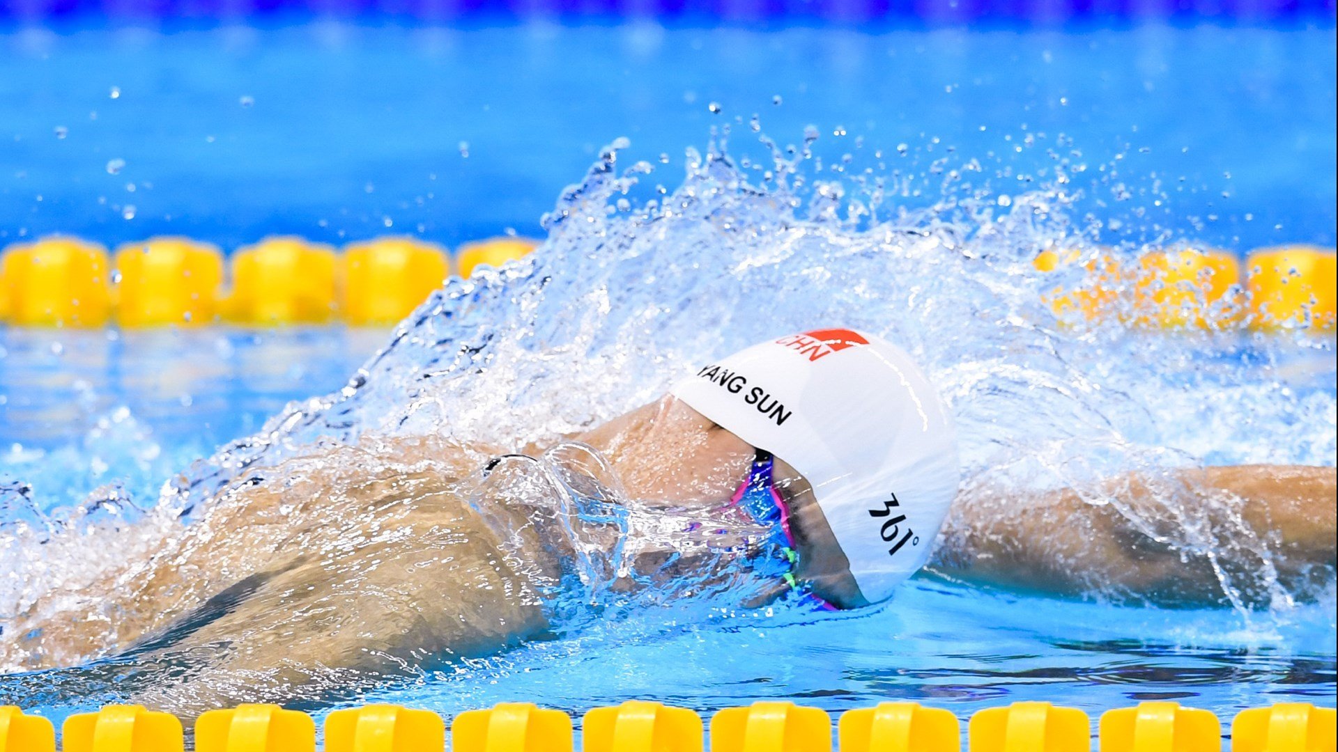 华体会体育-史上最“炫酷”的犀利三分：库里在总冠军赛中单场投中七个三分！